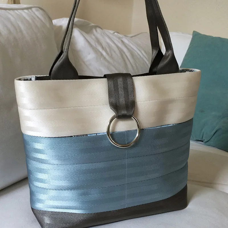 Market Tote Seat Belt Pattern - Medium