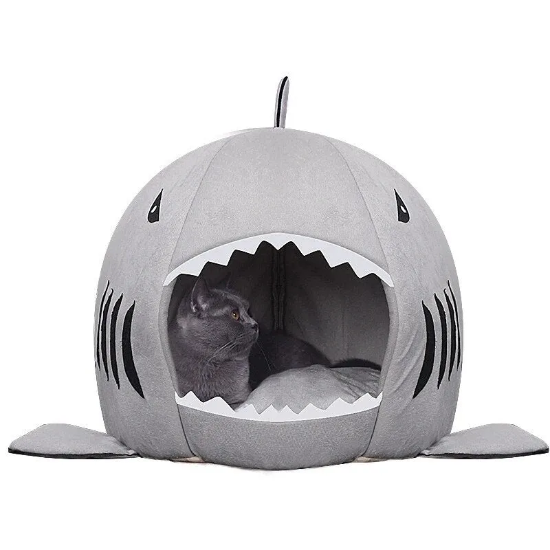 Pet House (Cats or Small Dogs): Shark Motive