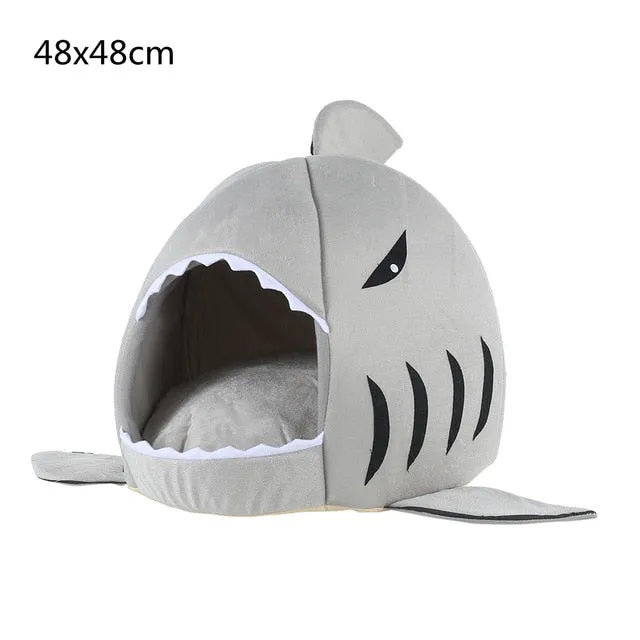 Pet House (Cats or Small Dogs): Shark Motive